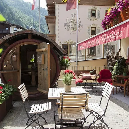 Отель Am Dorfplatz - Adults Only Санкт-Антон-ам-Арльберг