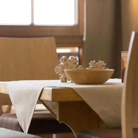 Am Dorfplatz - Adults Only Hotel Sankt Anton am Arlberg