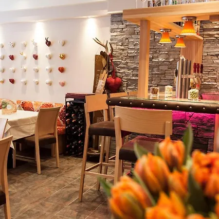 Hotel Am Dorfplatz - Adults Only