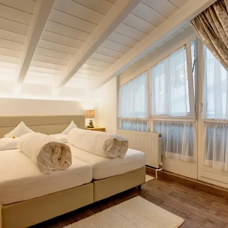 Am Dorfplatz - Adults Only 4* Sankt Anton am Arlberg